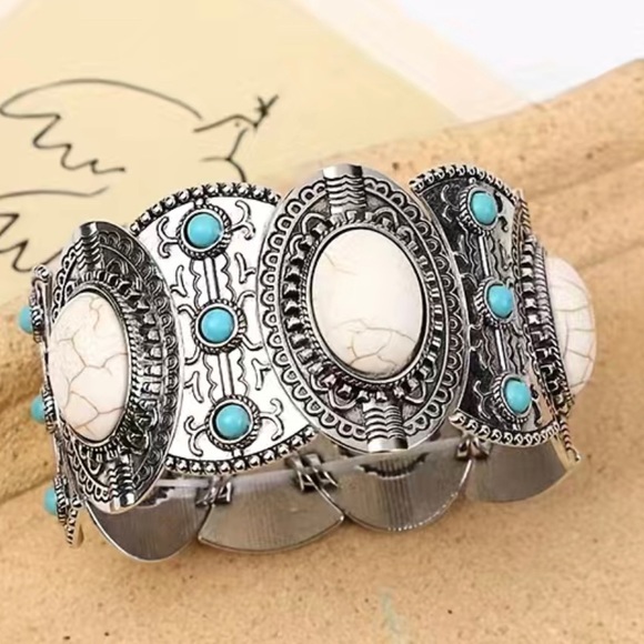 Bohemian Retro Elastic Women's Turquoise Bracelet Bangle - Picture 4 of 5